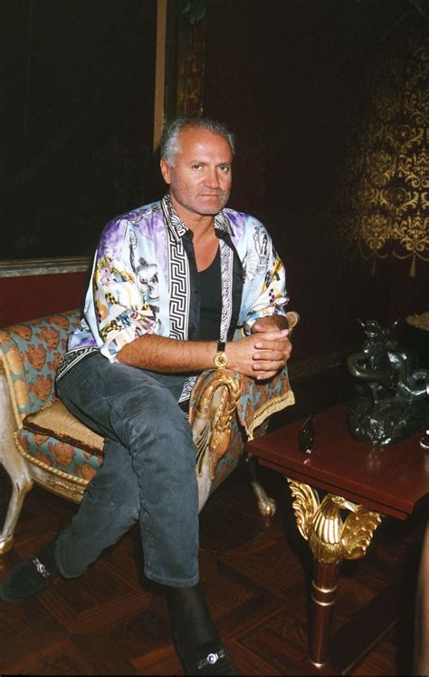 gianni versace moda|gianni versace italian fashion designer.